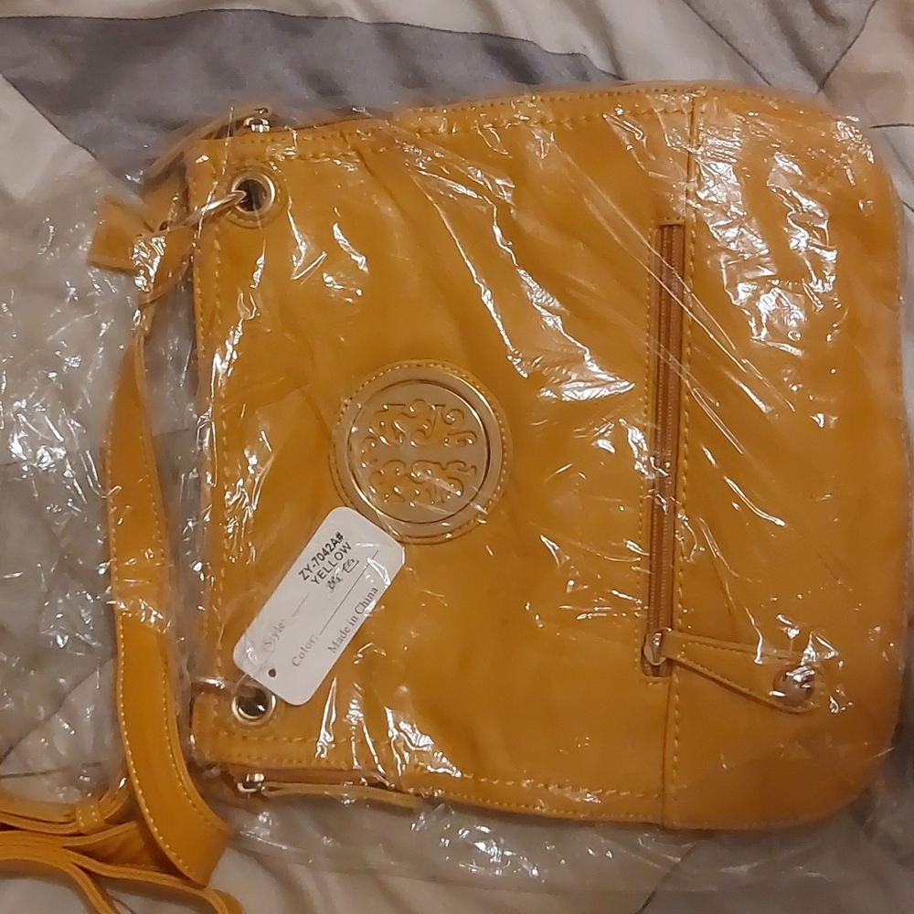 Yellowish crossbody bag